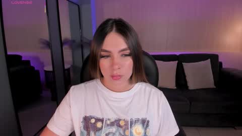 ELOISA OLIVERO online show from October 8, 11:38 am