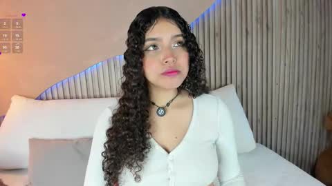 eloise_sweet online show from February 18, 1:00 pm