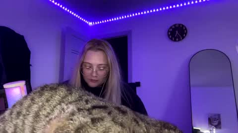 Katie online show from May 5, 1:28 pm