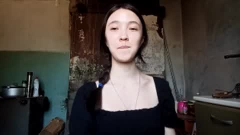 Elara online show from June 23, 3:25 am