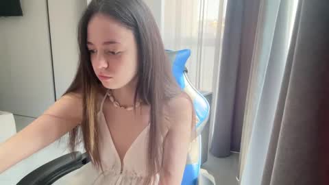 Milana online show from May 20, 9:05 am