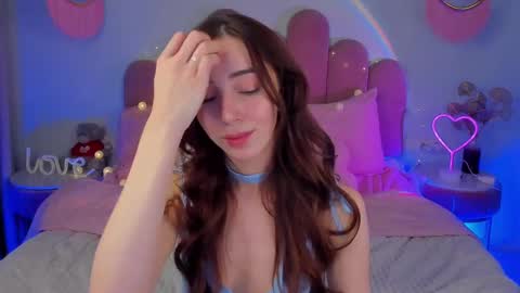 Snapshot of elsa_xo chatting on February 22, 12:18 pm Michelle online show from February 22, 12:18 pm