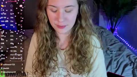 Elsie online show from February 3, 6:51 am