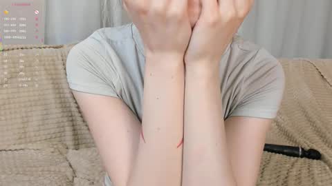 Elizabeth online show from September 25, 3:52 pm