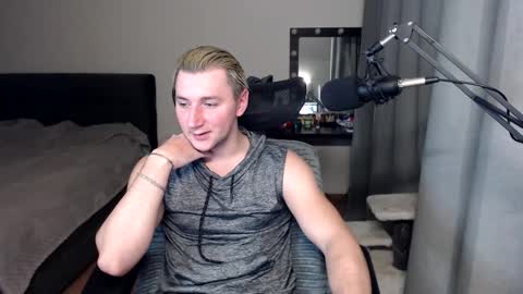 Elvin Vaenight online show from October 15, 10:10 pm