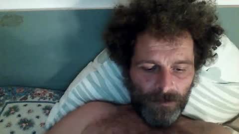 elyjahoye online show from December 5, 10:40 pm