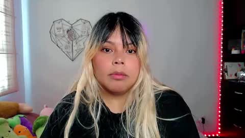 Ely online show from November 17, 3:03 pm