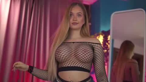 Elyssa online show from February 22, 7:49 pm