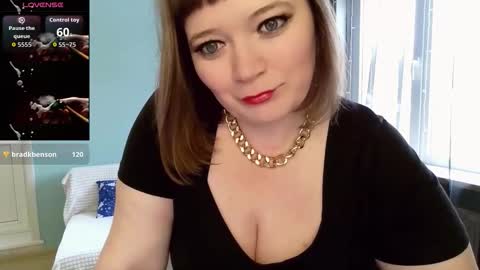 elza1981 online show from February 27, 8:18 am