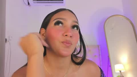 Michelle online show from April 29, 8:13 pm