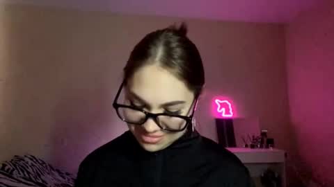 Monica online show from March 5, 12:03 pm