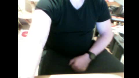 Em online show from April 11, 10:36 pm