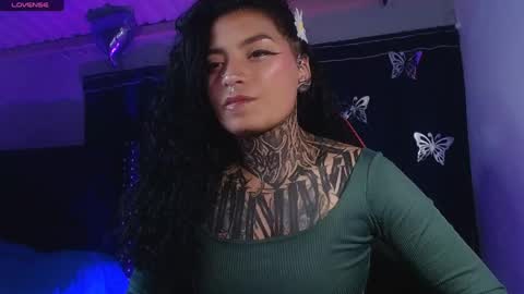 ema_ploxx online show from May 2, 1:55 am