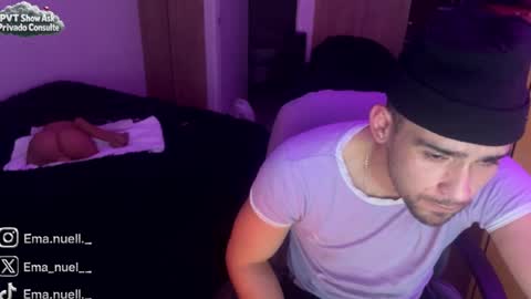 emanuell___ online show from July 31, 12:00 am