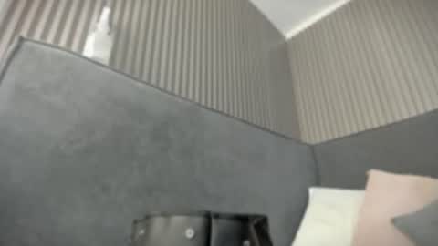 emelie_89 online show from July 13, 12:09 pm