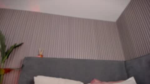 emelie_89 online show from July 28, 12:48 pm