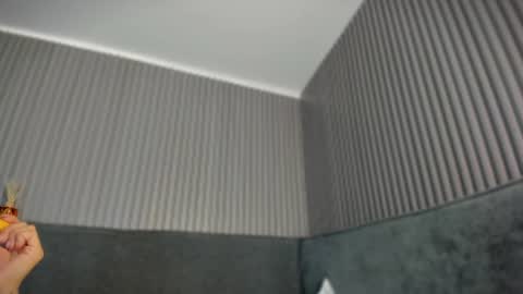 emelie_89 online show from June 17, 11:48 am