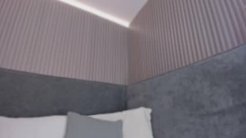 emelie_89 online show from February 23, 11:45 am