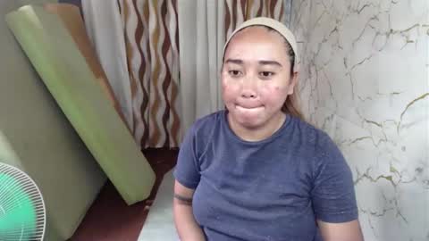 Emely online show from November 8, 4:26 am