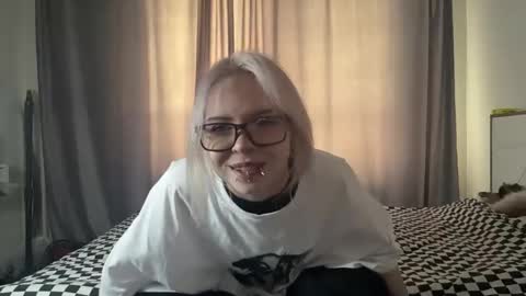 Elisabeth online show from May 26, 12:22 pm