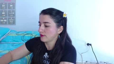 emely ross online show from June 17, 1:05 pm