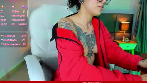 Esmeralda online show from March 4, 4:48 pm