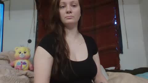 EmerieSkye online show from January 18, 11:22 pm