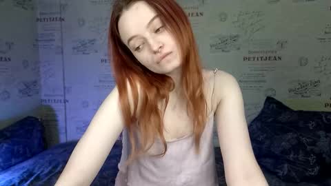 Emi online show from December 4, 11:37 pm