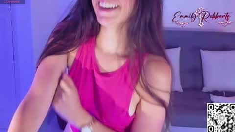 Emmily Roberts online show from July 5, 10:50 pm