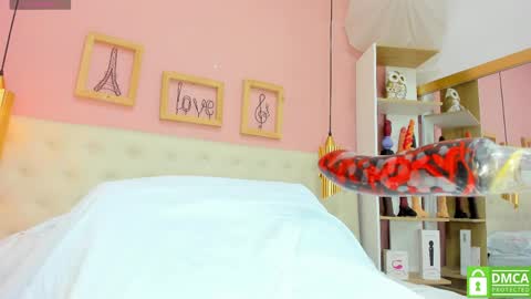 Emily Sarai online show from May 2, 7:41 pm