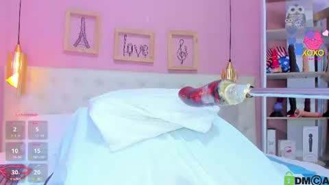 Emily Sarai online show from July 25, 8:51 pm