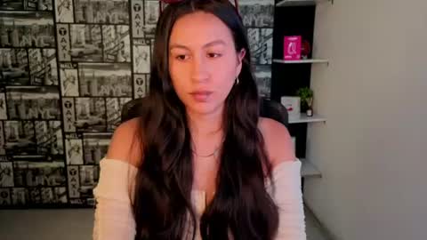 Emilia Gomez online show from June 27, 11:11 pm