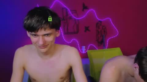 emil_lucky online show from April 28, 2:27 am