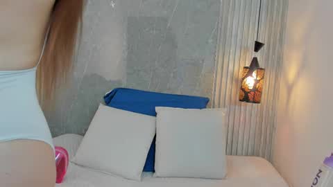 Emily online show from September 26, 12:13 pm