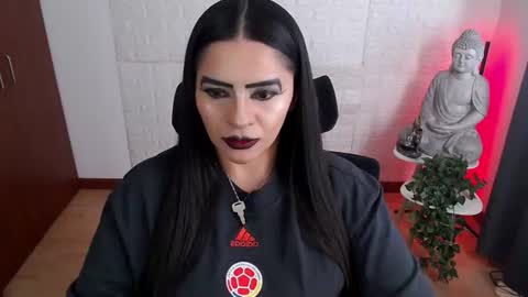 POWERFULL GODDESS EMILI online show from June 23, 8:37 pm
