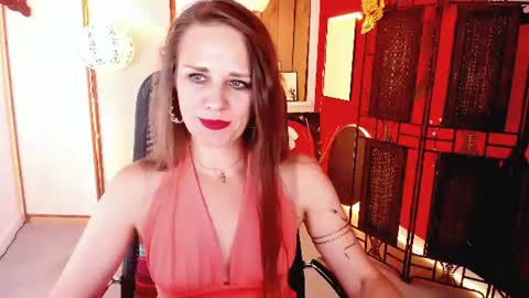 Emilia Bedy online show from June 16, 9:46 am