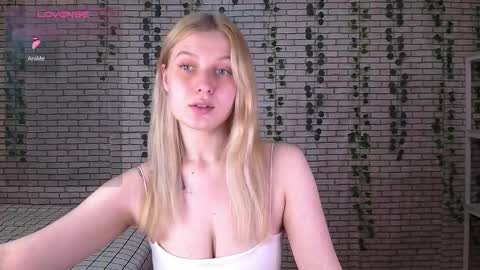 Amili online show from September 30, 10:37 am