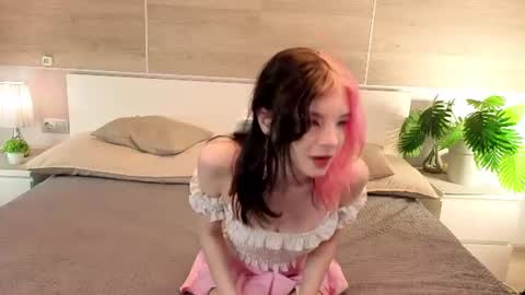 Felicia online show from June 26, 4:01 pm