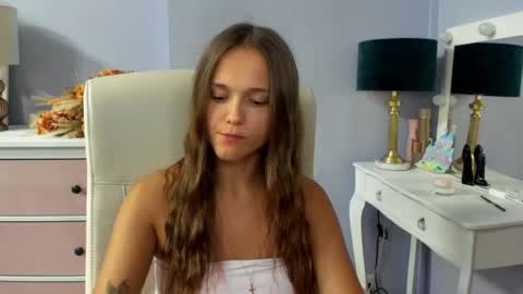 Emilly online show from July 7, 8:40 am