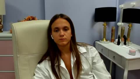 Emilly online show from July 21, 11:01 am
