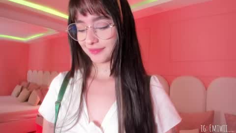 Emilly  online show from April 30, 6:02 pm