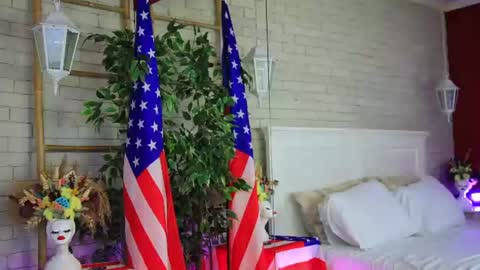 EMMA online show from July 4, 7:39 pm