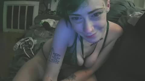 Snapshot of emily0903 chatting on October 2, 6:56 am Emily Love online show from October 2, 6:56 am