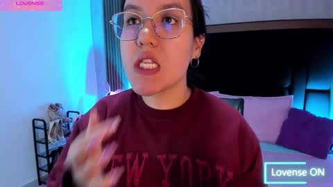 Emily online show from October 14, 4:15 am