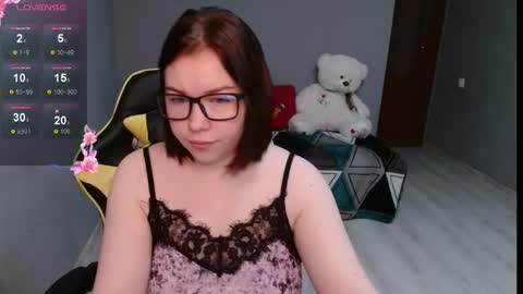 Emily 3 online show from September 22, 1:21 am