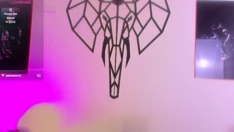 emily_as_ online show from March 6, 12:20 am