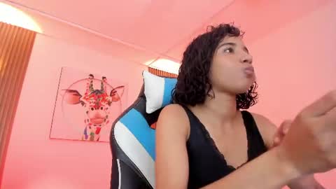 emily_bruss online show from July 4, 8:34 pm