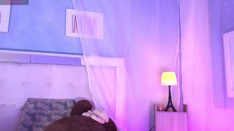 emily_castillo1_ online show from January 7, 5:12 am