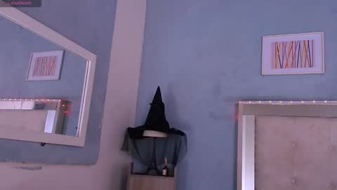 emily_castillo_1 online show from October 20, 3:22 am