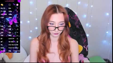 emily_cline online show from November 9, 11:07 pm